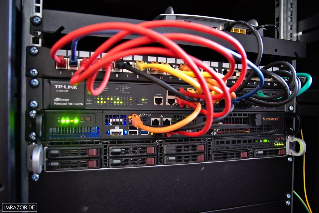 Innenleben Serverschrank